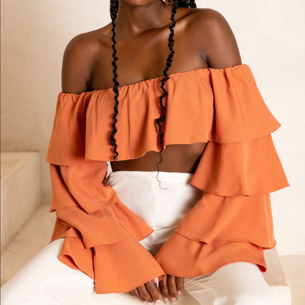 Oh polly TIERED RUFFLE BARDOT TOP IN RUST size 6